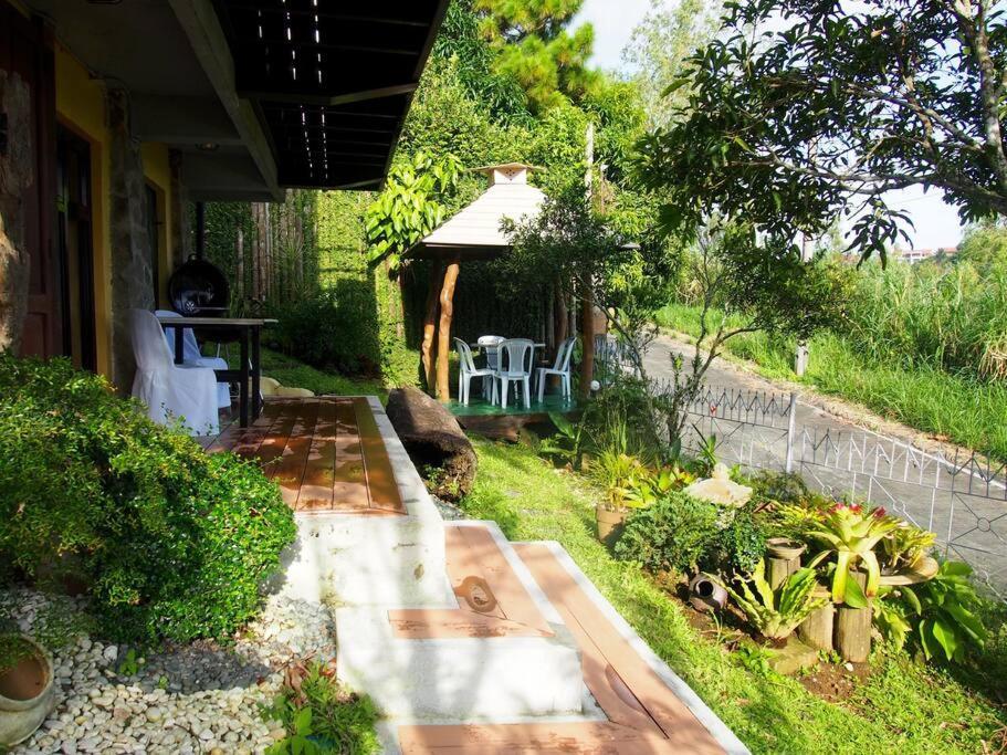 Cozy, Relaxing Suite With Private Bathtub & Kitchen Tagaytay City Exteriér fotografie